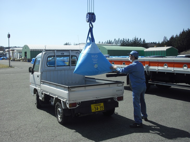 200リットルタンク　生活用水　山水溜め用に　軽トラの荷台に載せて水撒き用に 貯水タンク 200L 家庭用 浄水 水やり 雨水タンク トイレ 水 防災グッズ